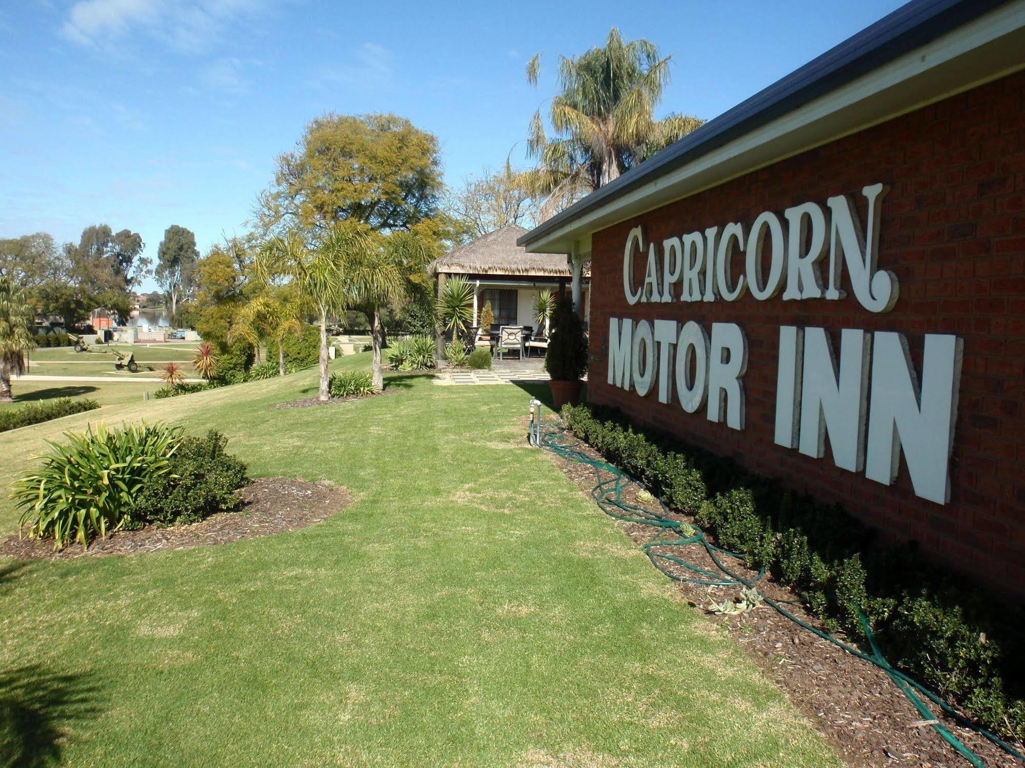Capricorn Motor Inn マルワーラ エクステリア 写真
